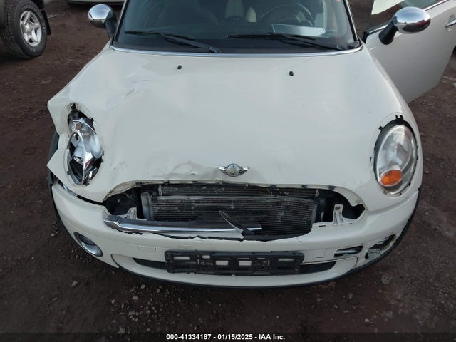 2010 MINI COOPER WMWMR3C54ATU96952 Photo 5