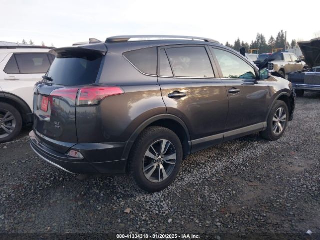 JTMRFREV7JJ236655 Toyota Rav4 Adventure/xle