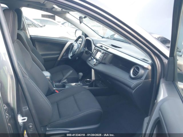 JTMRFREV7JJ236655 Toyota Rav4 Adventure/xle