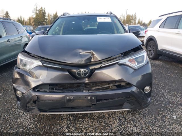 JTMRFREV7JJ236655 Toyota Rav4 Adventure/xle