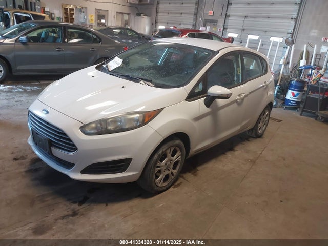 Ford FIESTA SE 2015 3FADP4EJXFM191184 Image 2