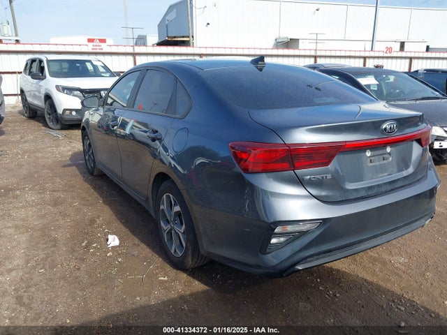 3KPF24AD6ME274314 KIA Forte