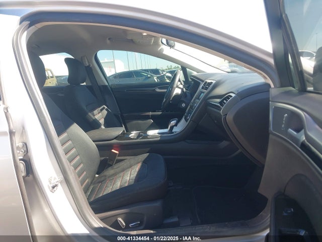 Ford FUSION SE 2016 3FA6P0H7XGR279027 Image 5