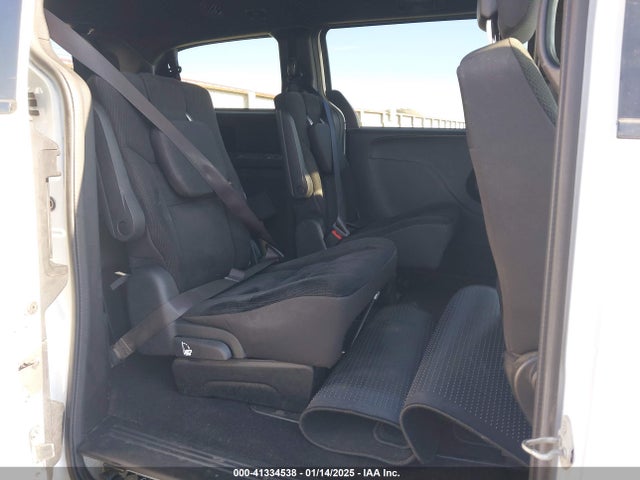 2C4RDGBG1KR777410 Dodge Grand Caravan Se 35th Anniversary Edition