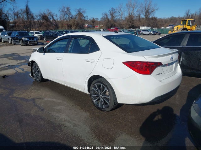 Toyota COROLLA SE 2018 2T1BURHE8JC978108 Image 3