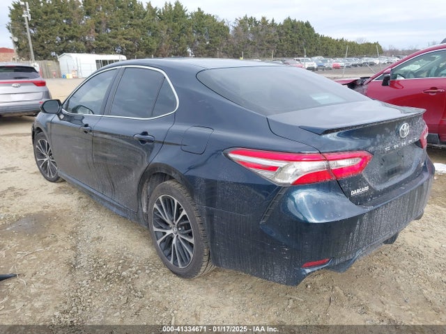 4T1B11HK9JU647388 Toyota CAMRY SE