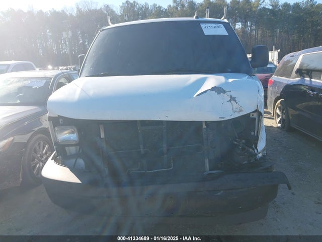 Chevrolet Express 2500 Work Van 2017 1GCWGAFF7H1137885 Image 12