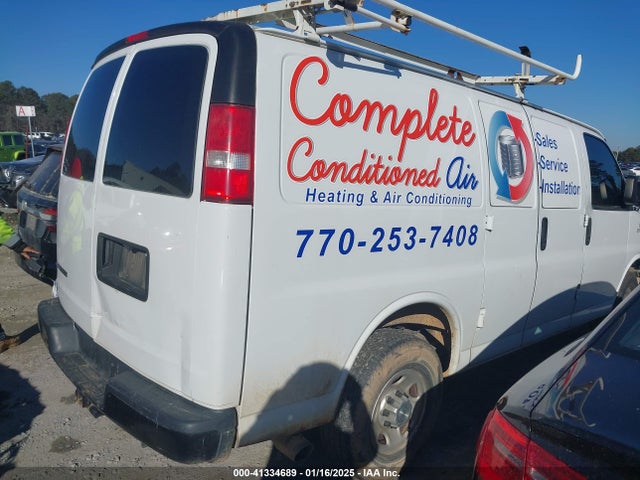 Chevrolet Express 2500 Work Van 2017 1GCWGAFF7H1137885 Image 4