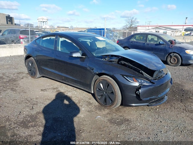 2025 TESLA MODEL 3 5YJ3E1EA2SF878958 Photo 0