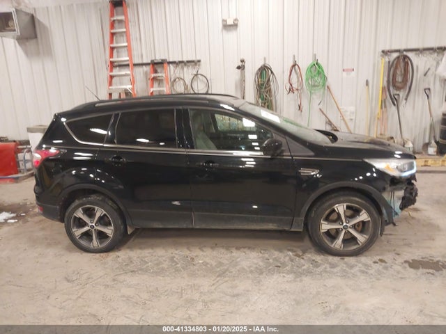 Ford ESCAPE SE 2017 1FMCU9GD1HUA38304 Image 13