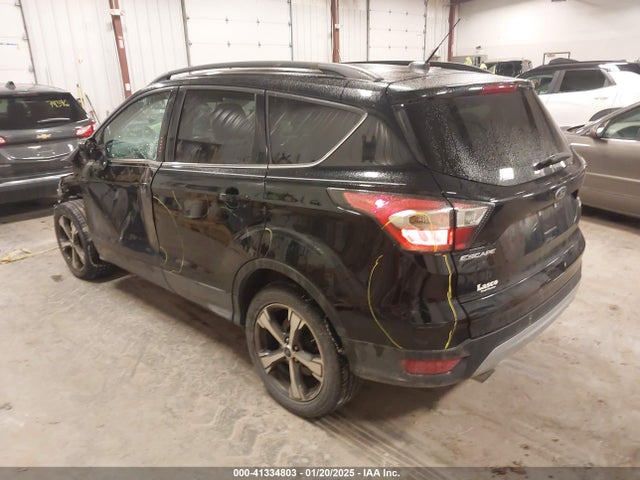 Ford ESCAPE SE 2017 1FMCU9GD1HUA38304 Image 3