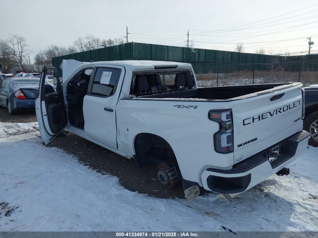 1GCPYBEK4NZ223304 Chevrolet Silverado 1500 Ltd 4wd  Short Bed Custom