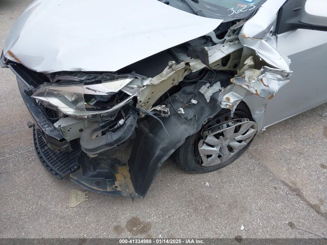 Toyota COROLLA LE 2016 5YFBURHE1GP533623 Image 6