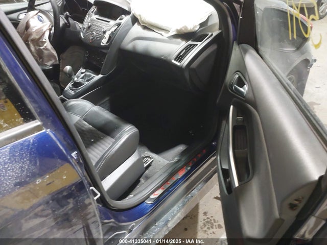 Ford Focus 2016 1FADP3L93GL289186 Image 5