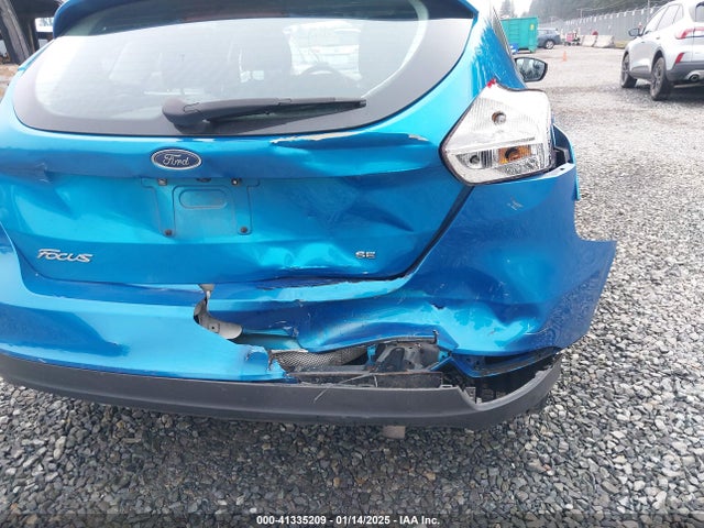 Ford FOCUS SE 2017 1FADP3K23HL220004 Image 6