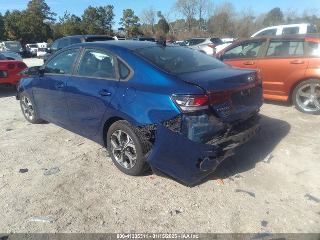 3KPF24AD7KE067427 KIA Forte Lxs