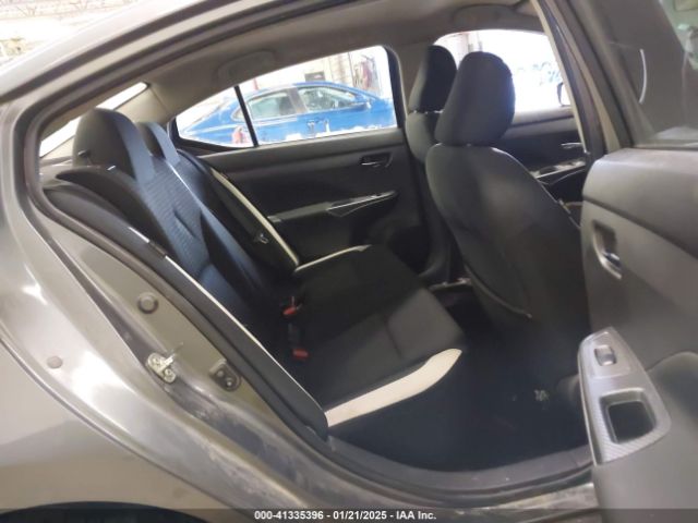 3N1CN8EV4ML876549 Nissan Versa