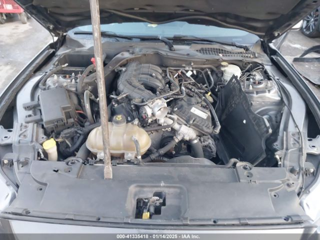 1FA6P8AM1F5329183 Ford Mustang V6