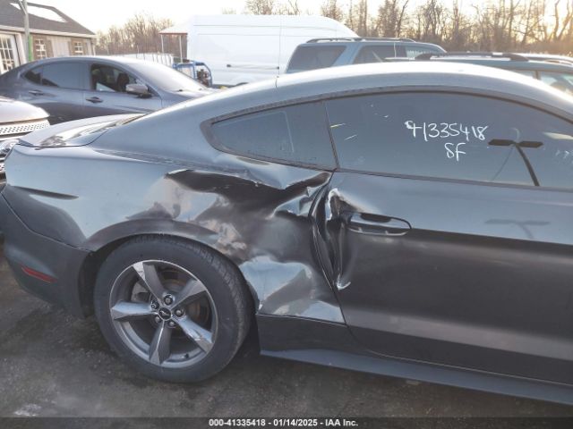 1FA6P8AM1F5329183 Ford Mustang V6