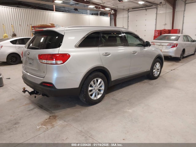 5XYPGDA56HG221037 KIA Sorento 3.3l Lx