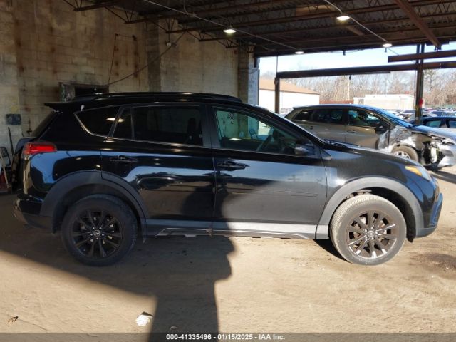 2T3RFREVXJW779144 Toyota Rav4 Adventure/xle