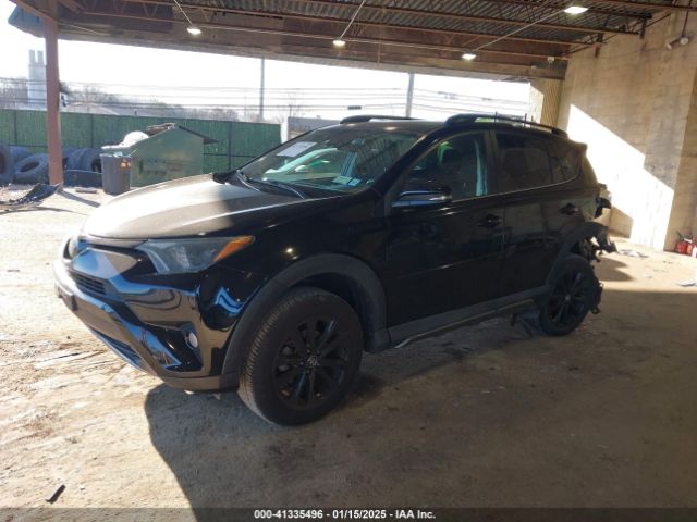 2T3RFREVXJW779144 Toyota Rav4 Adventure/xle