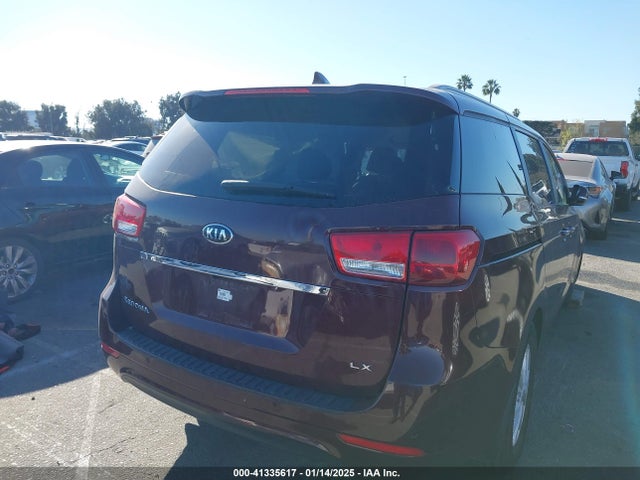 KIA SEDONA LX 2016 KNDMB5C15G6177065 Image 4