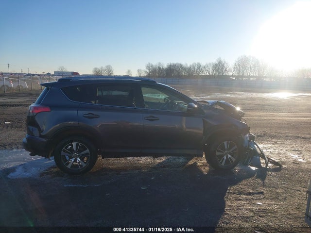 Toyota Rav4 Xle 2017 JTMWFREV3HJ117756 Image 13