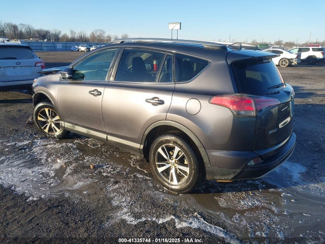 Toyota Rav4 Xle 2017 JTMWFREV3HJ117756 Image 3