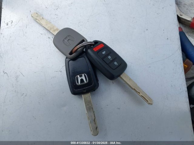 1HGCR2F58GA033660 Honda k24w1