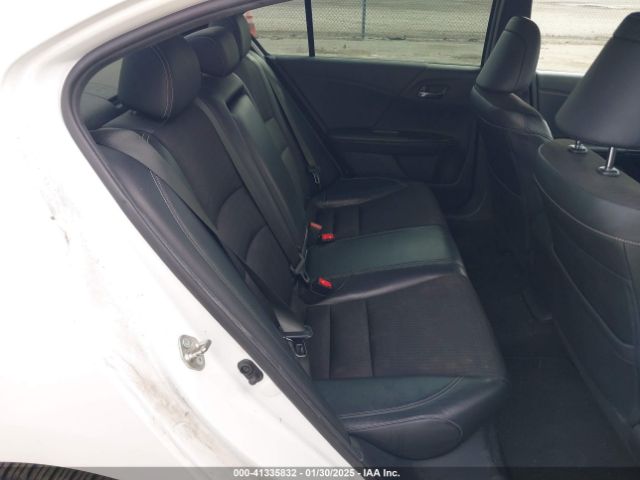 1HGCR2F58GA033660 Honda k24w1