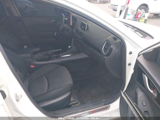 JM1BM1L77E1117166 Mazda MAZDA3