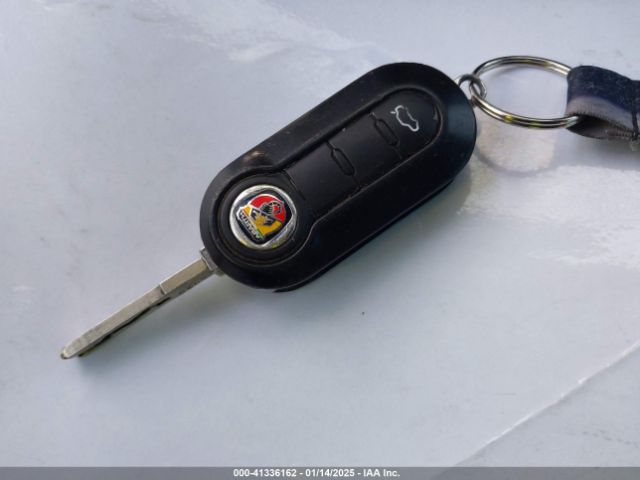 2013 FIAT 500 3C3CFFFH8DT607174 Photo 10
