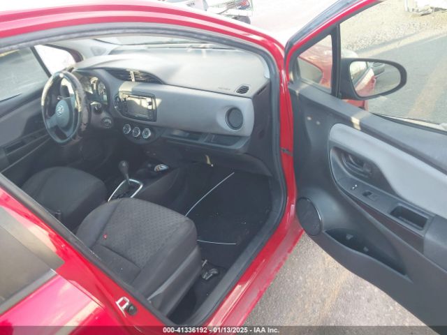 VNKKTUD32FA034446 Toyota YARIS L