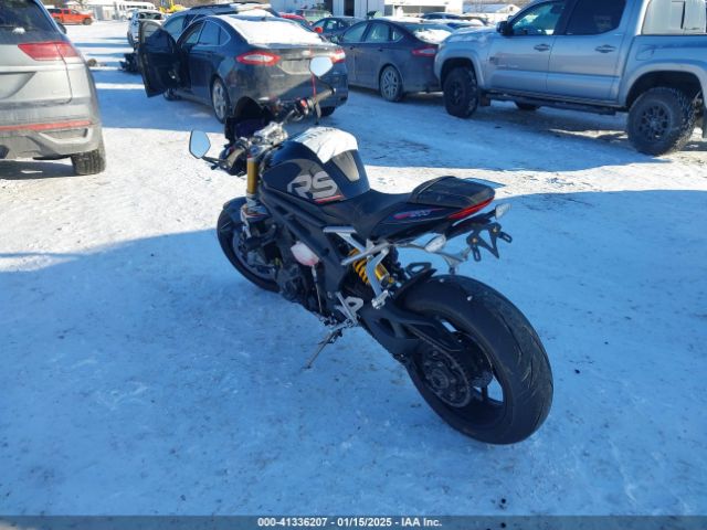 2022 TRIUMPH MOTORCYCLE SPEED TRIPLE SMTP01ST2NTAG2467 Photo 2