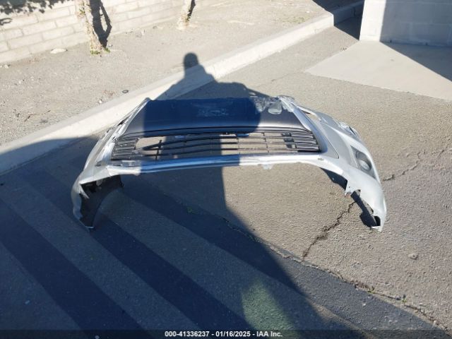 JTHKD5BH7F2214010 Lexus CT 200H