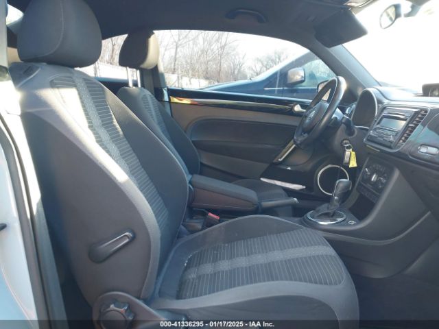 3VWVT7AT9EM661347 Volkswagen Beetle 2.0t R-line