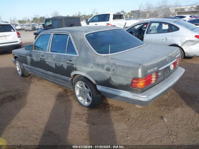 1983 MERCEDES-BENZ 300 WDBCB20A8DB047491 Photo 2