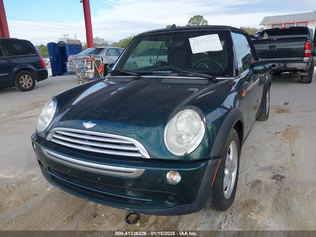 2006 MINI COOPER WMWRF33526TF64142 Photo 1