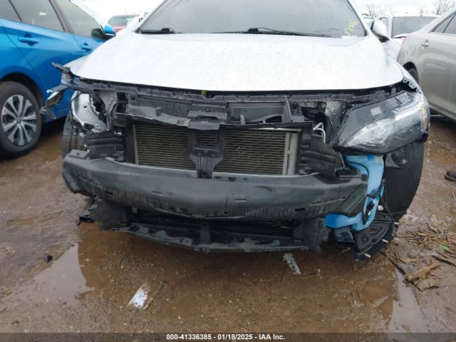 1G1ZD5ST7NF151740 Chevrolet Malibu Fwd Lt