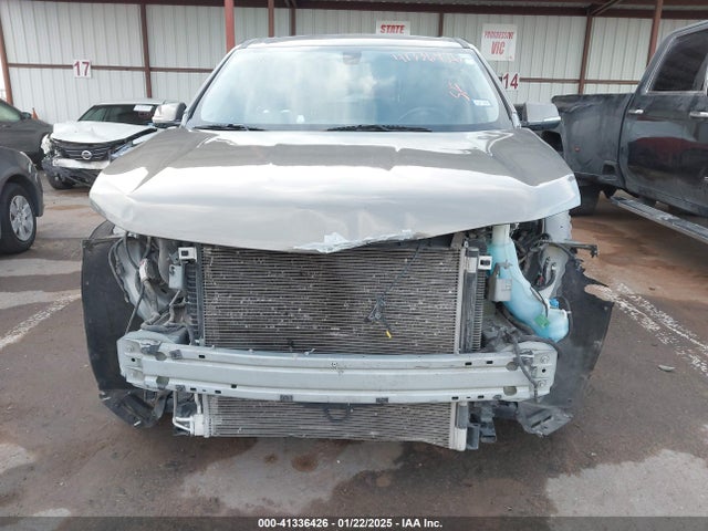 1GNERGKW9JJ173766 Chevrolet Traverse 1lt