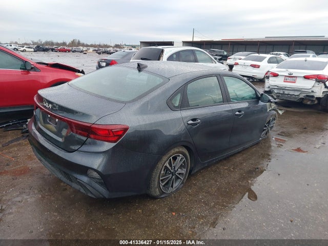 3KPF24AD7RE836695 KIA Forte Lxs