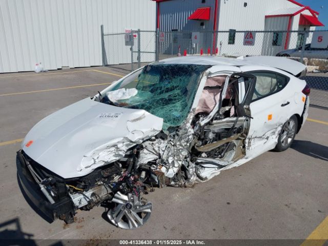 5NPD84LF1KH456063 Hyundai ELANTRA SEL
