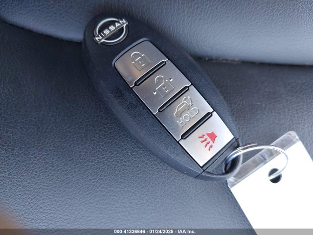 JN8AY2ACXM9145828 Nissan Armada Sv 2wd