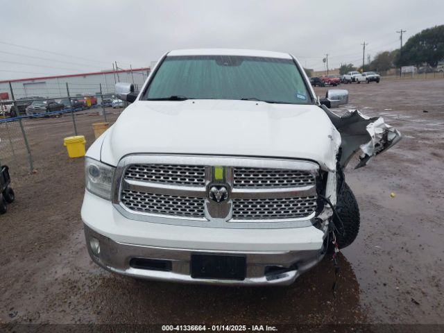 1C6RR7NT3JS117772 RAM 1500 Laramie  4x4 5'7 Box