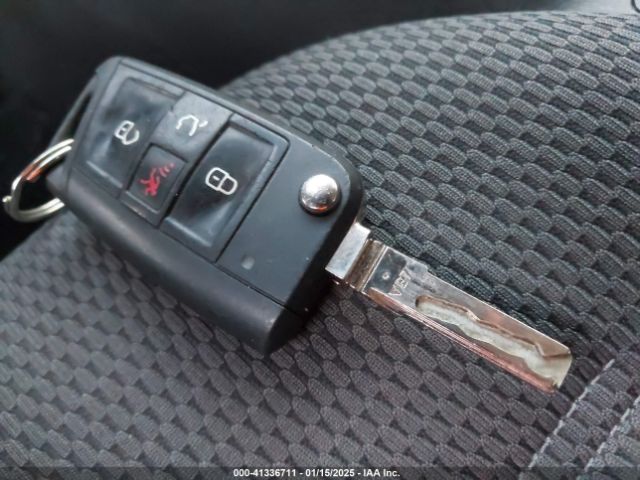 3VWG17AU2JM275371 Volkswagen Golf Tsi S/tsi Se