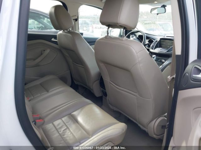 1FMCU9GX1FUC65984 Ford ESCAPE SE