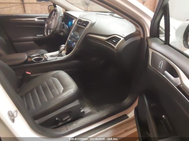 3FA6P0HD8ER143868 Ford FUSION SE