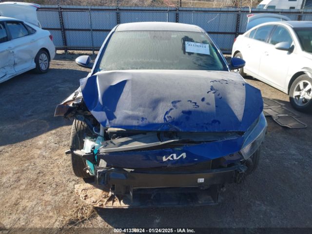 3KPF24AD7PE648269 KIA Forte Lxs