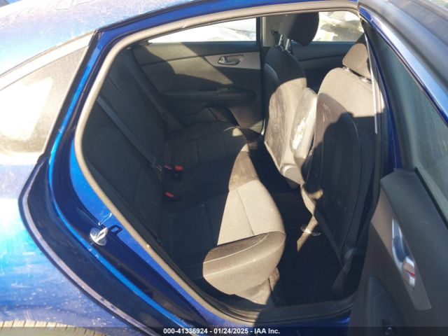 3KPF24AD7PE648269 KIA Forte Lxs